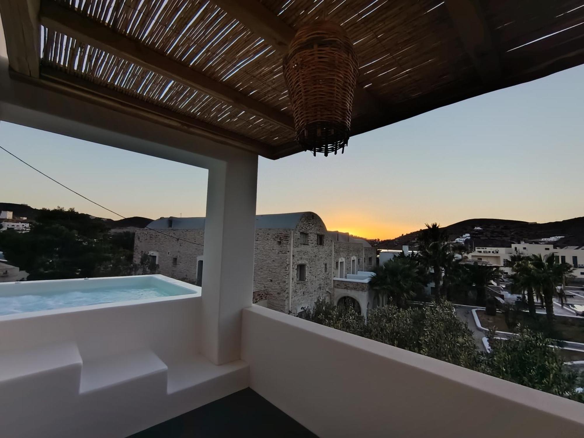 Yialos Ios Hotel Exterior photo